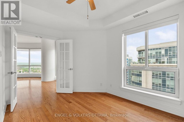 29601986/2603-234-rideau-street/sandy-hill/ottawa/ontario/K1N5X8_26