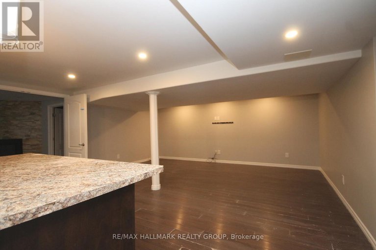 28422586/1844-river-road/manotick-east-to-manotick-station/ottawa/ontario/K4M1B4_30