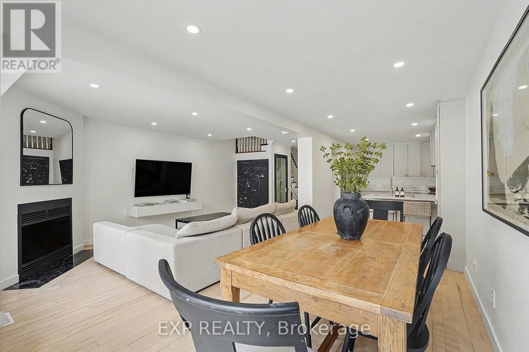 29454231/15-hendrie-court/katimavik/ottawa/ontario/K2L4A4_9