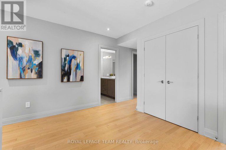 28584375/304-long-acres-street/bridlewood/ottawa/ontario/K2M0H1_26