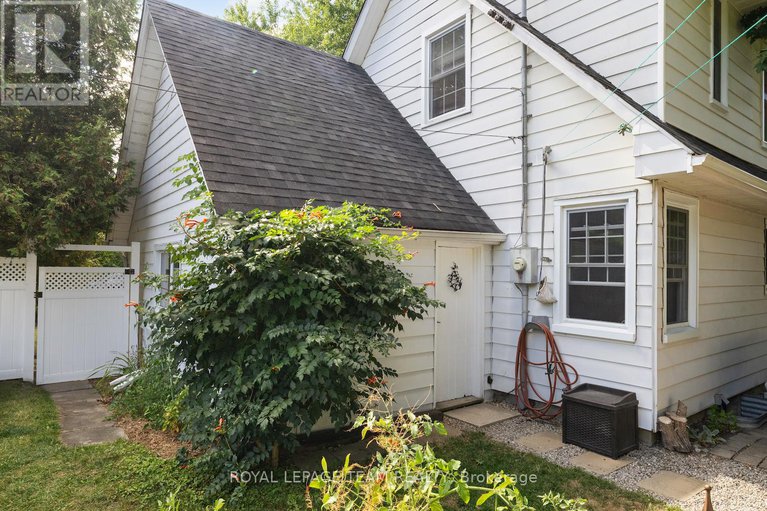28819009/5515-millview-street/manotick-long-island-nicholls-island/ottawa/ontario/K4M1J3_26