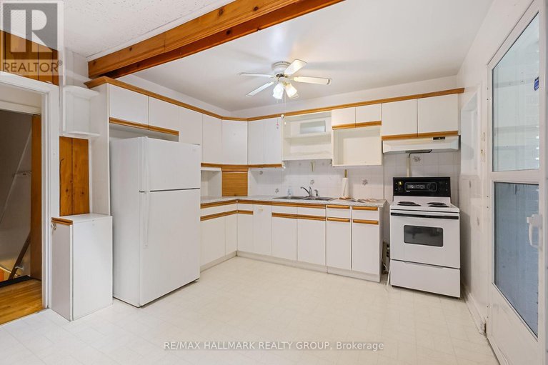 28492513/151-fanshaw-avenue/applewood-acres/ottawa/ontario/K1H6C8_10