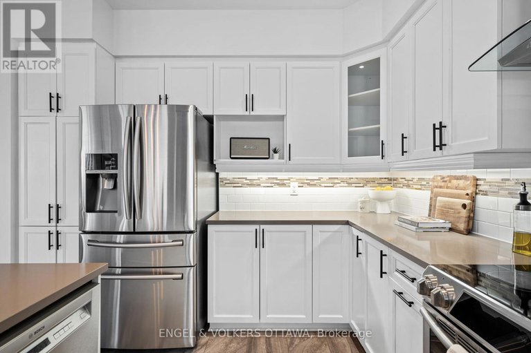 28330138/317-ardmore-street/riverside-southgloucester-glen/ottawa/ontario/K4M0E2_12