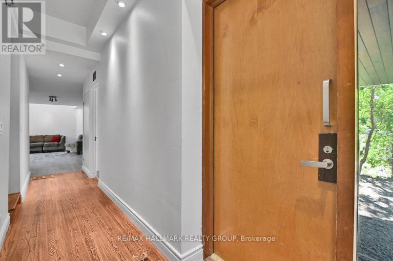 28631484/33-rockcliffe-way/lindenlea/ottawa/ontario/K1M1B3_13