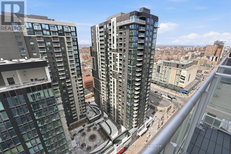 29657435/2403-242-rideau-street/sandy-hill/ottawa/ontario/K1N0B7_25