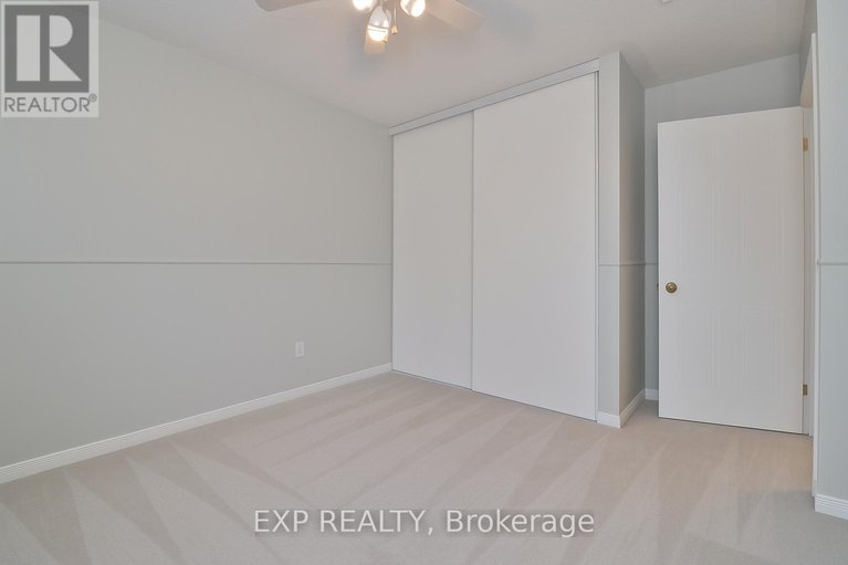 29113722/2127-lauzon-street/fallingbrookgardenway-south/ottawa/ontario/K4A3K7_35