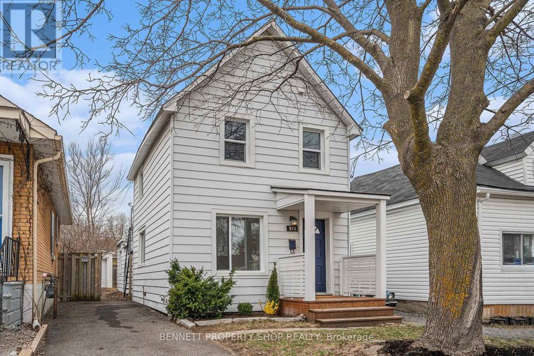 28216327/978-admiral-avenue/carlington/ottawa/ontario/K1Z6L9_1