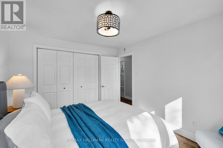 28989053/118-queensline-drive/bruce-farmgraham-parkqualicumbellands/ottawa/ontario/K2H7J5_30