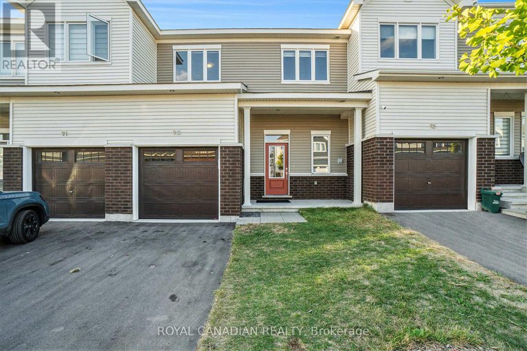 28892633/93-pizzicato-street/mer-bleuebradley-estatesanderson-park/ottawa/ontario/K1W0S3_1