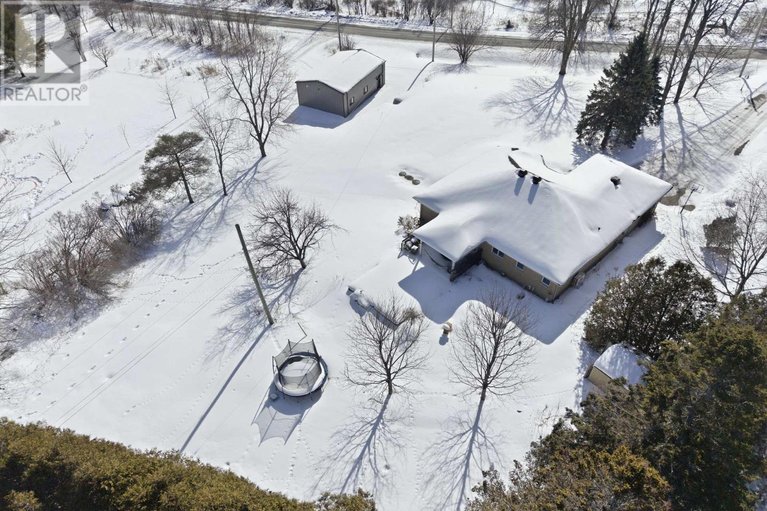 29485307/1391-sutherland-drive/manotick-south-to-roger-stevens/ottawa/ontario/K4M1B3_41