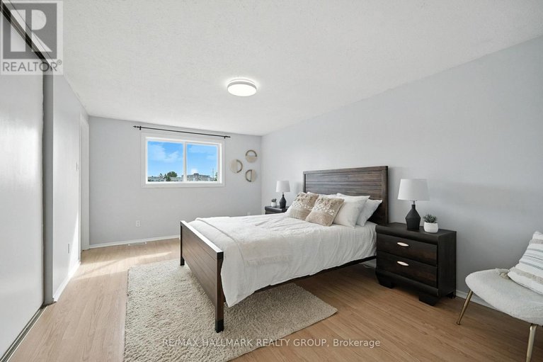 28804580/55-fair-oaks-crescent/craig-henrywoodvale/ottawa/ontario/K2G4W3_18