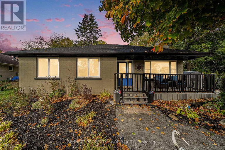 28989820/1109-edward-street/manotick-long-island-nicholls-island/ottawa/ontario/K4M1G8_25