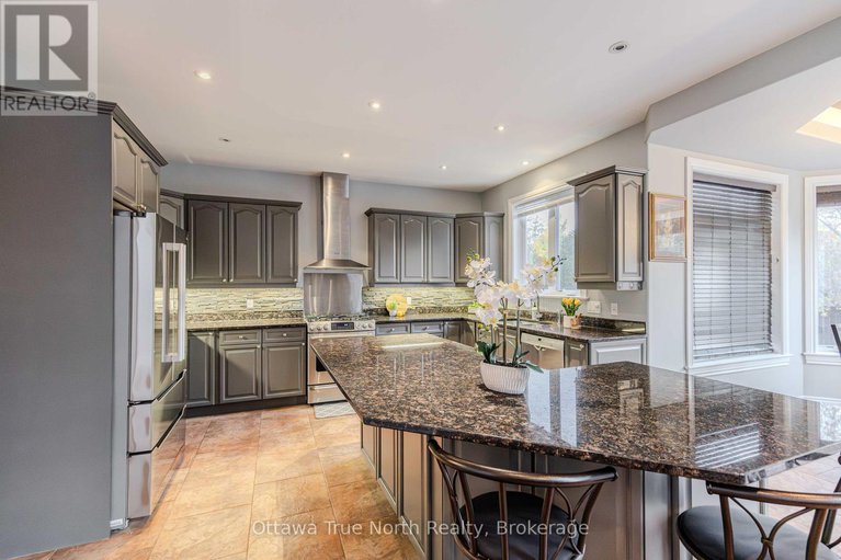 29043619/507-kochar-drive/mooneys-bay/ottawa/ontario/K2C4G9_9