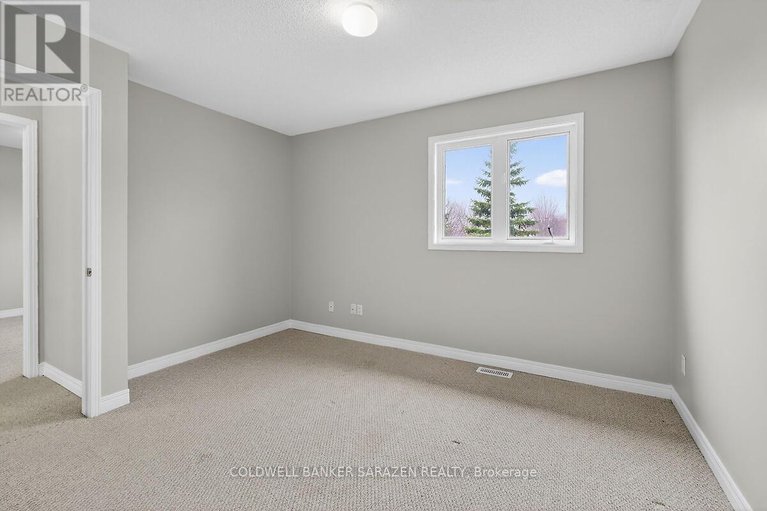 29660600/33-rialto-way/hunt-club-parkgreenboro/ottawa/ontario/K1T4B3_26