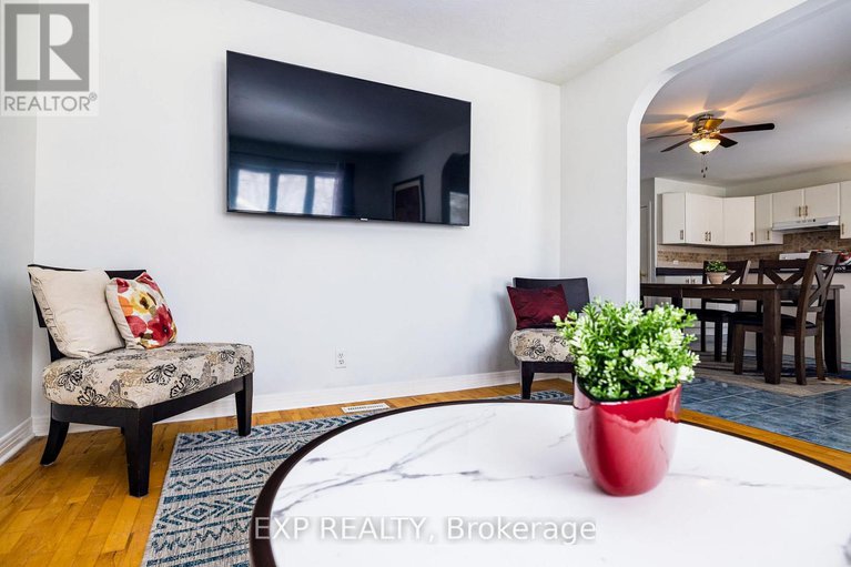 29436487/1052-notre-dame-street/embrun/russell/ontario/K0A1W1_7