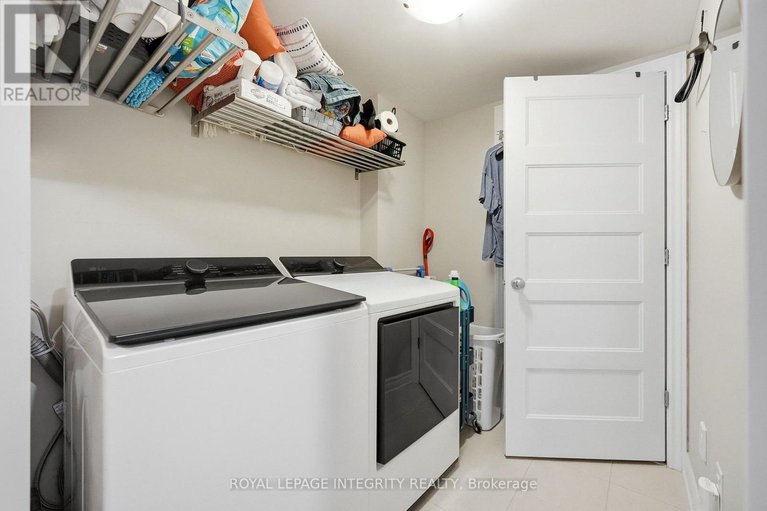 29253842/322-citrine-street/avalon-west/ottawa/ontario/K4A1A9_21