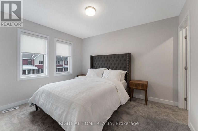 28824525/30-chasing-grove/btwn-franktown-rd-fallowfield-rd/ottawa/ontario/K0A2Z0_21