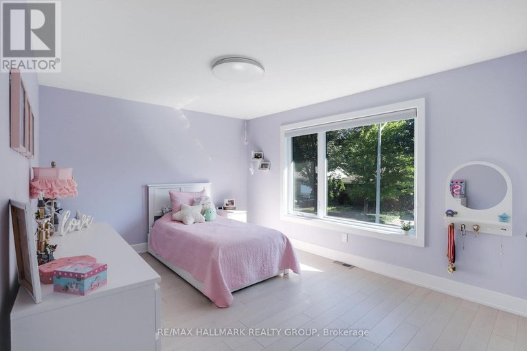 28840956/668-mansfield-avenue/laurentianview/ottawa/ontario/K2A2T6_31