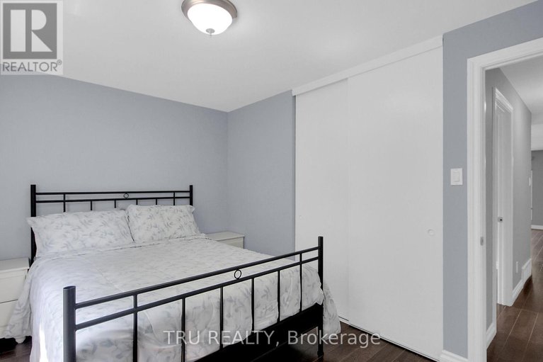 29148422/132-rothesay-drive/glencairnhazeldean/ottawa/ontario/K2L1P1_24