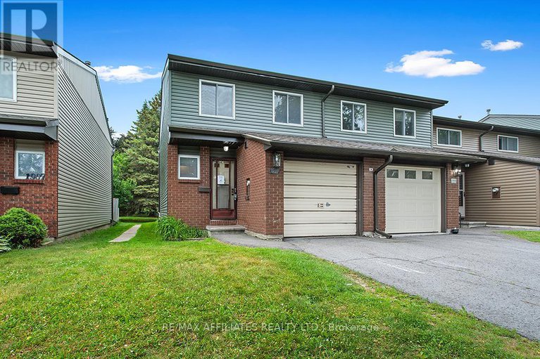 28493439/1911-simard-drive/chateauneuf/ottawa/ontario/K1C3B9_1