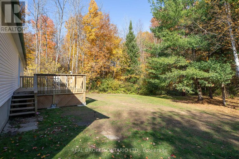 27986802/8-benjamin-lane/north-grenville-twp-kemptville-east/north-grenville/ontario/K0G1J0_28