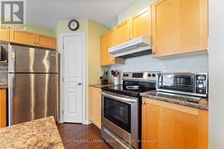 28886964/504-salzburg-drive/notting-hillsummerside/ottawa/ontario/K4A0C6_7