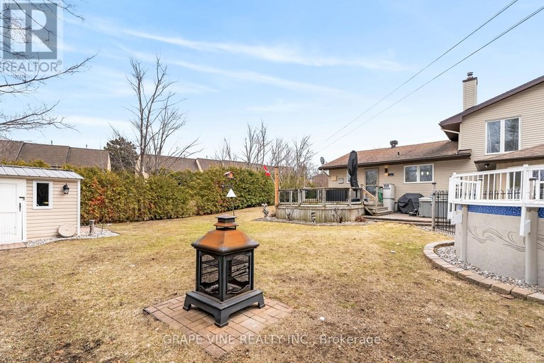 29600305/83-nanook-crescent/katimavik/ottawa/ontario/K2L2B2_42