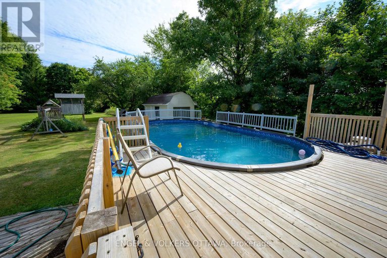 28821513/6258-richmond-road/south-of-fallowfield-road/ottawa/ontario/K0A2Z0_41