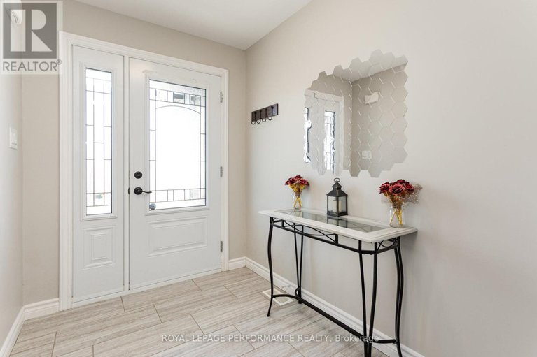 28969213/242-roxanne-street/clarencerockland-twp/clarence-rockland/ontario/K0A1N0_4