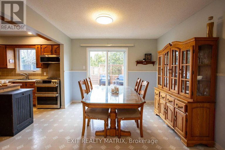 29621628/95-castlebeau-street/embrun/russell/ontario/K0A1W0_8