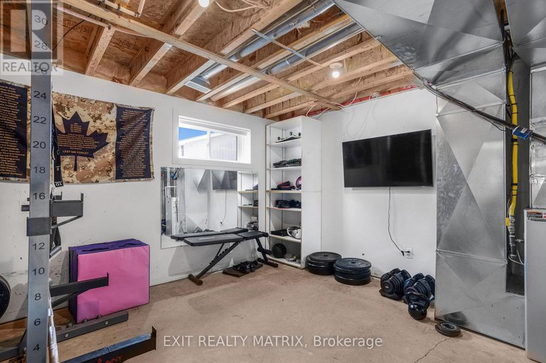 29156083/156-longueuil-street/lorignal/champlain/ontario/K0B1K0_26