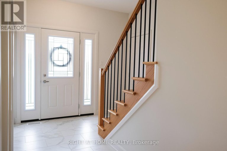 28657224/219-owen-lucas-street/mcnabbraeside-twps/mcnabbraeside/ontario/K7S3G8_4