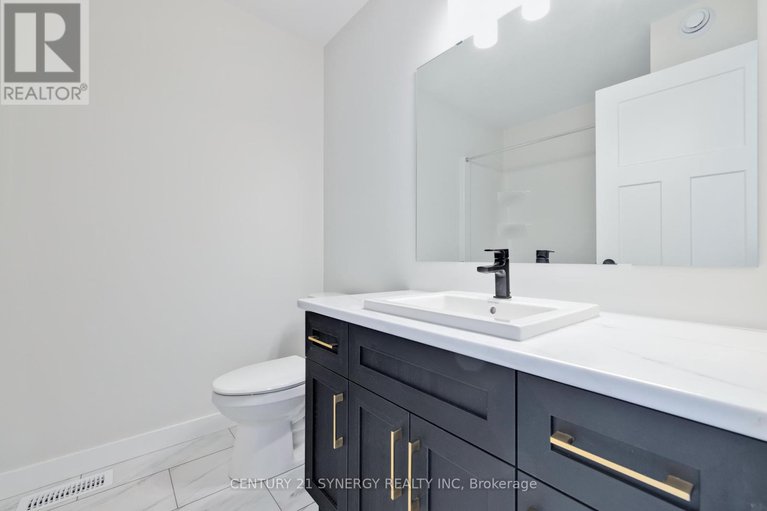 28643715/13-helen-street/north-stormont-finch-twp/north-stormont/ontario/K0A1R0_44