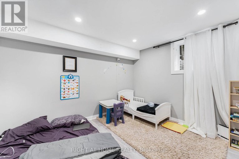 28334647/2216-prospect-avenue/alta-vista/ottawa/ontario/K1H7G3_21