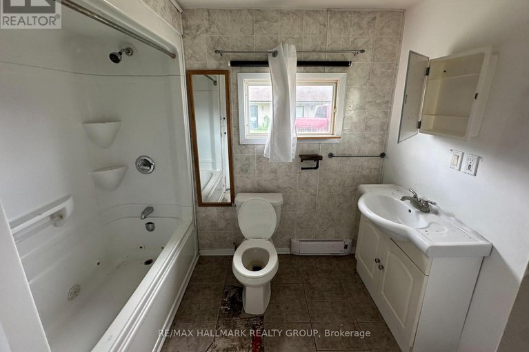 28771328/19407-malibu-lane/south-glengarry-charlottenburgh-twp/south-glengarry/ontario/K0C2E0_3