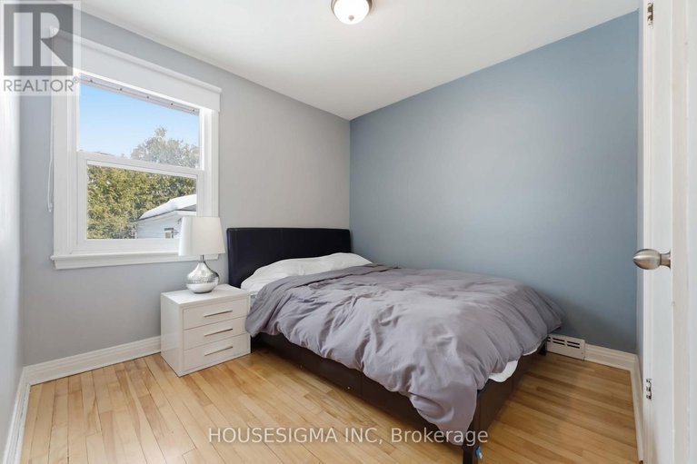 29433007/1047-richard-avenue/billings-bridge/ottawa/ontario/K1H8C3_21