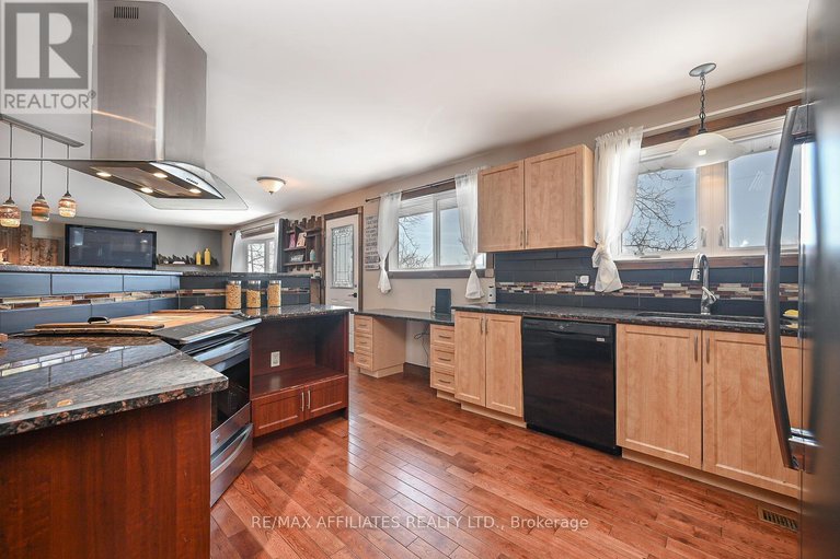 28055084/178-best-road/drummondnorth-elmsley-north-elmsley-twp/drummondnorth-elmsley/ontario/K7A4S4_16