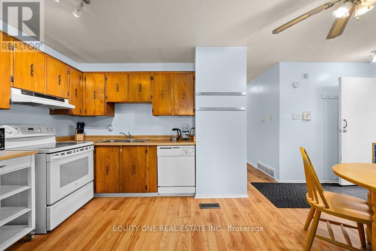 28564129/426-woodfield-drive/tanglewood/ottawa/ontario/K2G4E5_11