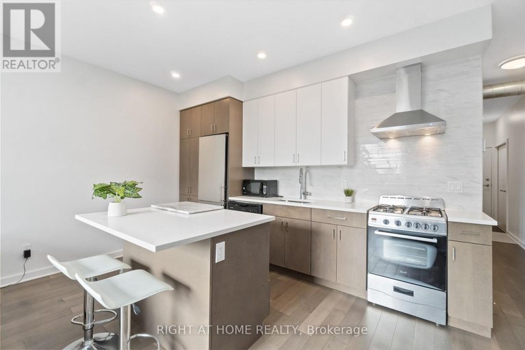 29386107/305-22-perkins-street/west-centre-town/ottawa/ontario/K1R7G5_9