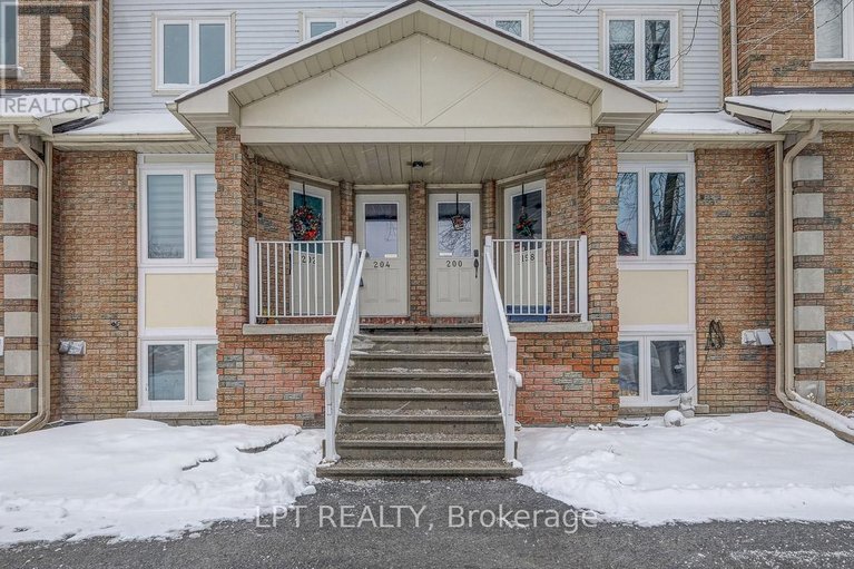 29603324/30-204-briston-private/hunt-club-park/ottawa/ontario/K1G5P8_2