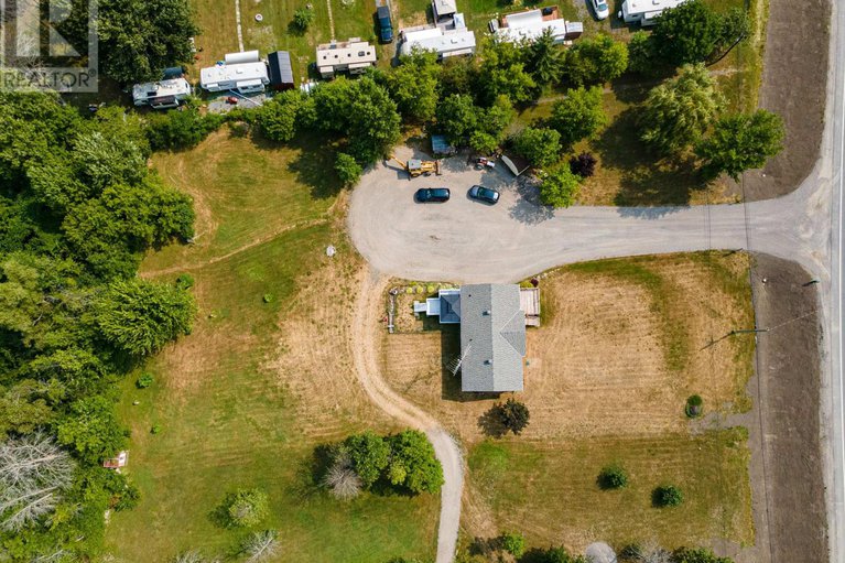 28715412/14977-country-rd-2-road/south-stormont-osnabruck-twp/south-stormont/ontario/K0C1M0_31