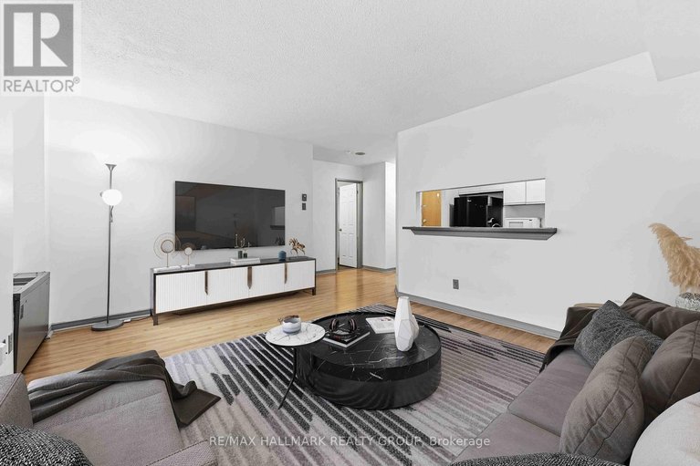 29585548/1602-199-kent-street-n/ottawa-centre/ottawa/ontario/K2P2K8_16