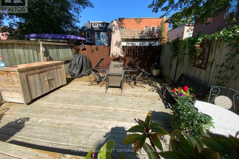 27992529/245-york-street/lower-town/ottawa/ontario/K1N5T9_29
