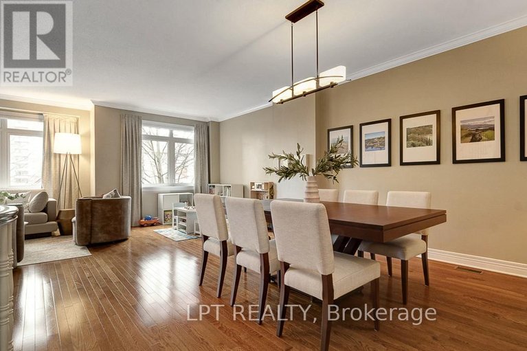 29614830/176-lanark-avenue/westboro-north/ottawa/ontario/K1Z1E5_16