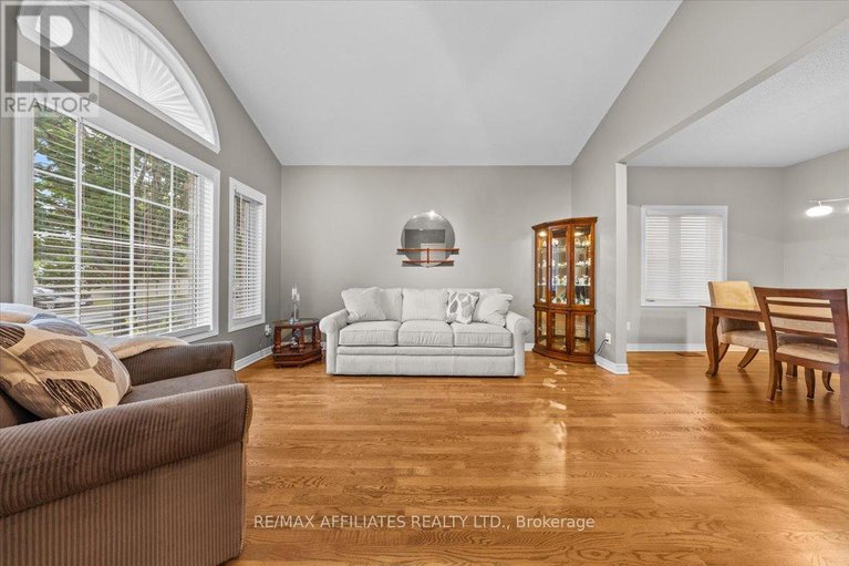 28798162/1147-mulder-avenue/fallingbrookgardenway-south/ottawa/ontario/K4A4G8_6