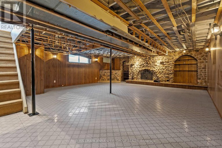 29364572/13-pinepoint-drive/lynwood-village/ottawa/ontario/K2H6B1_23