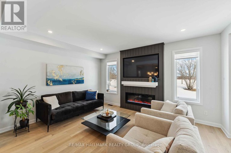 28556042/1012-jubilation-court/avalon-east/ottawa/ontario/K4A5K4_13