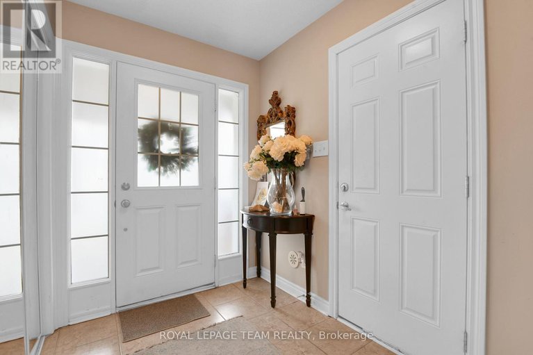 29312745/920-messor-crescent/stittsville-north/ottawa/ontario/K2S0P2_5