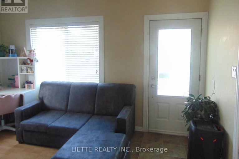 28823591/21968-main-street/north-glengarry-lochiel-twp/north-glengarry/ontario/K0B1H0_14