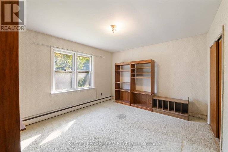 28567961/873-dunlevie-avenue/mckellar-heightsglabar-park/ottawa/ontario/K2A2Z3_17